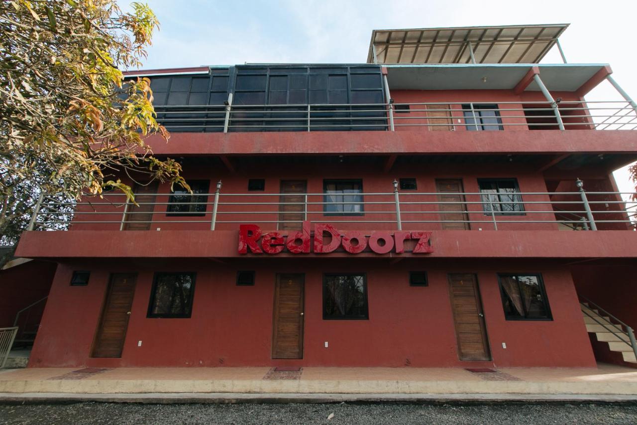Reddoorz Plus At Malabag Silang - Vaccinated Staff Zewnętrze zdjęcie